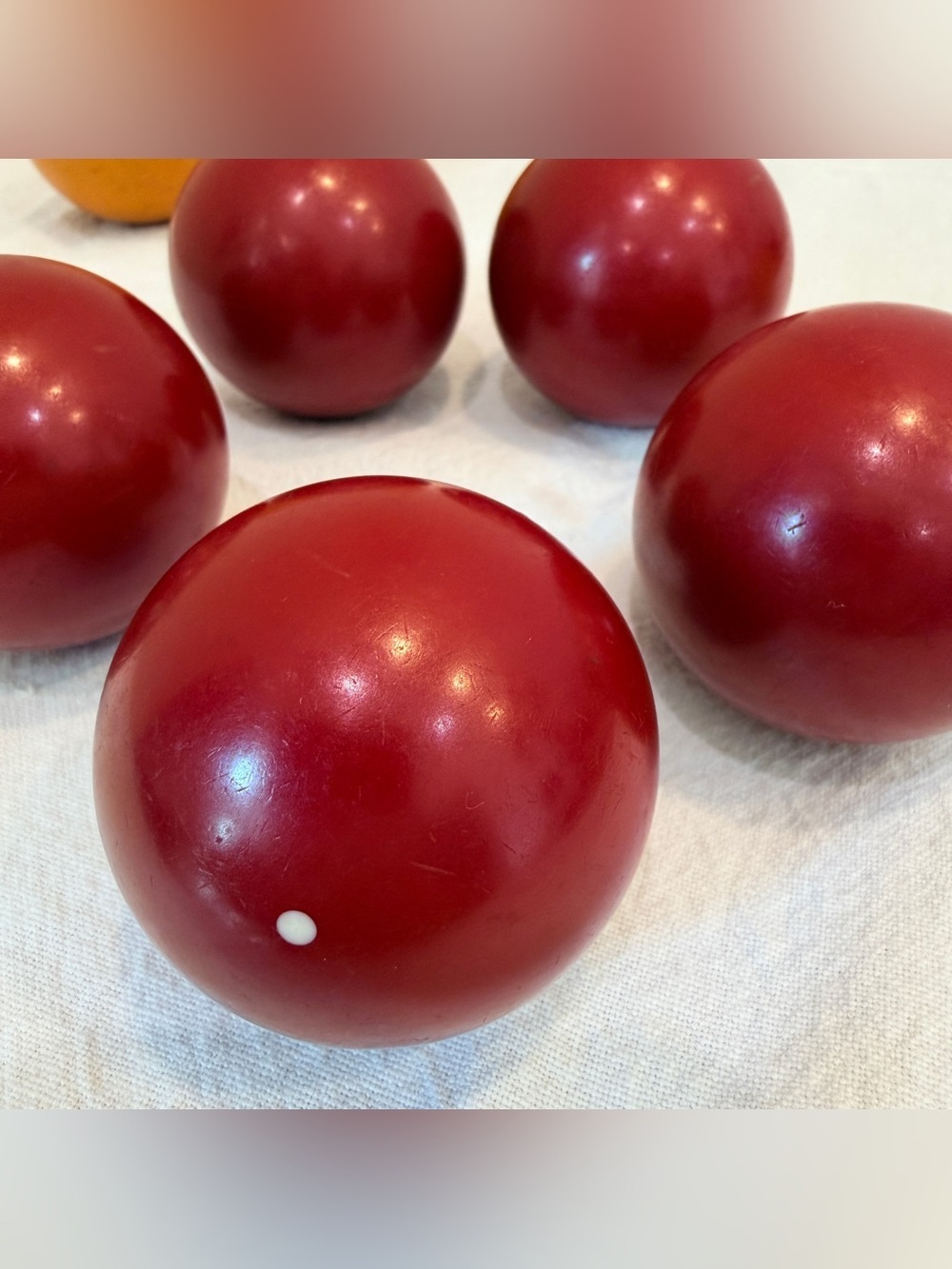Vintage Bakelite Game Balls Lot 11 Cherry Red Butterscotch Yellow 54-57mm 1460g - Picture 6 of 16